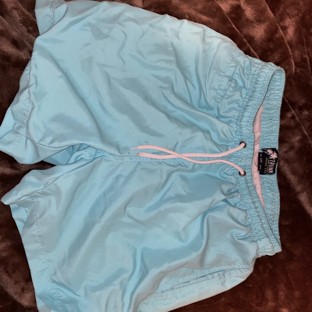 Design changing swim trunks